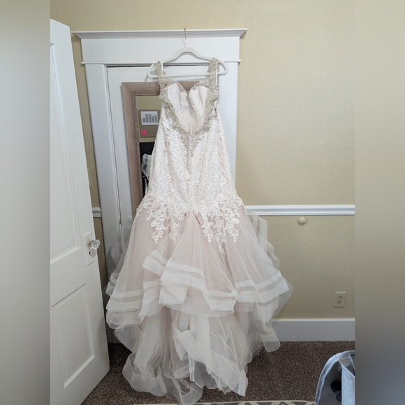 Kitty Chen Wedding Dress - Picture 2 of 8